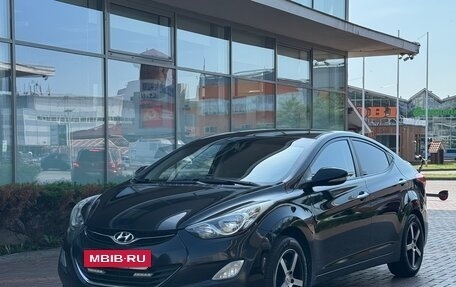 Hyundai Avante, 2011 год, 1 200 000 рублей, 2 фотография