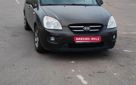 KIA Carens III (RP), 2010 год, 690 000 рублей, 5 фотография