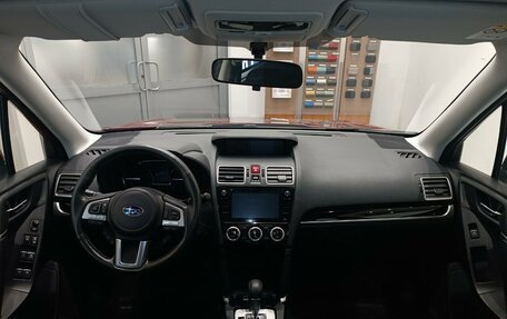 Subaru Forester, 2017 год, 2 490 000 рублей, 11 фотография