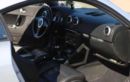 Audi TT, 2001 год, 1 000 000 рублей, 6 фотография