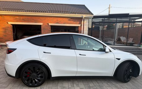 Tesla Model Y I, 2021 год, 4 500 000 рублей, 3 фотография