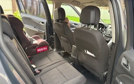 Opel Zafira C рестайлинг, 2013 год, 1 070 000 рублей, 8 фотография
