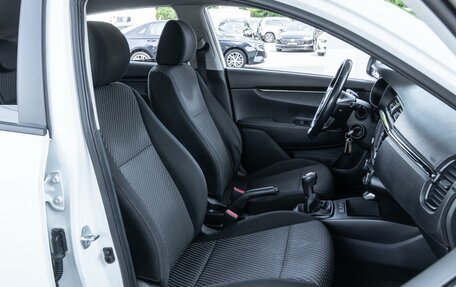 KIA Rio IV, 2018 год, 1 425 000 рублей, 8 фотография