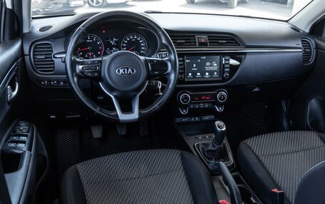 KIA Rio IV, 2018 год, 1 425 000 рублей, 6 фотография