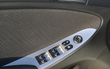 Hyundai Solaris II рестайлинг, 2014 год, 749 888 рублей, 14 фотография