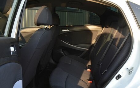 Hyundai Solaris II рестайлинг, 2014 год, 749 888 рублей, 17 фотография