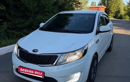 KIA Rio III рестайлинг, 2013 год, 870 000 рублей, 8 фотография