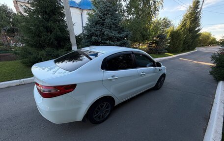 KIA Rio III рестайлинг, 2013 год, 870 000 рублей, 25 фотография
