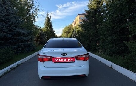 KIA Rio III рестайлинг, 2013 год, 870 000 рублей, 21 фотография