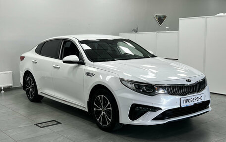 KIA Optima IV, 2020 год, 1 989 000 рублей, 2 фотография