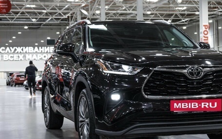 Toyota Highlander, 2021 год, 4 999 777 рублей, 4 фотография