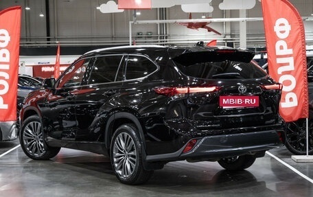 Toyota Highlander, 2021 год, 4 999 777 рублей, 12 фотография