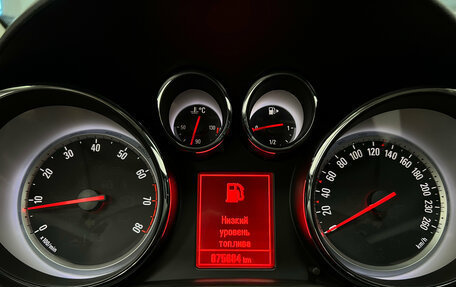 Opel Astra J, 2013 год, 999 000 рублей, 11 фотография