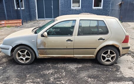 Volkswagen Golf IV, 2003 год, 125 000 рублей, 3 фотография