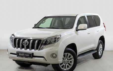 Toyota Land Cruiser Prado 150 рестайлинг 2, 2014 год, 4 090 000 рублей, 1 фотография