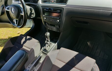 Skoda Rapid I, 2014 год, 1 200 000 рублей, 8 фотография