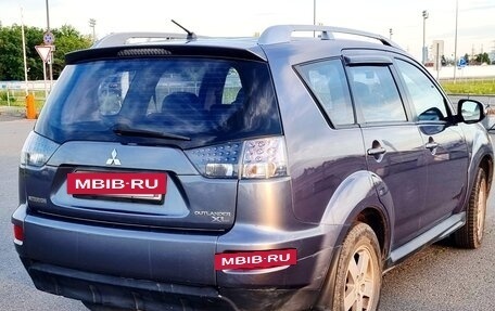 Mitsubishi Outlander III рестайлинг 3, 2010 год, 960 000 рублей, 6 фотография