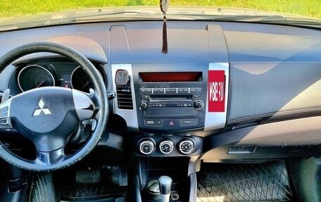 Mitsubishi Outlander III рестайлинг 3, 2010 год, 960 000 рублей, 17 фотография