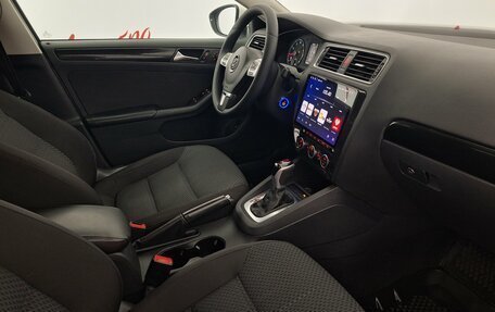 Volkswagen Jetta VI, 2013 год, 1 040 000 рублей, 12 фотография