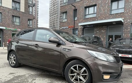 KIA Rio III рестайлинг, 2015 год, 930 000 рублей, 6 фотография