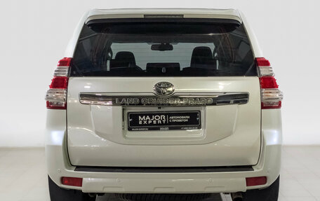 Toyota Land Cruiser Prado 150 рестайлинг 2, 2014 год, 4 090 000 рублей, 6 фотография