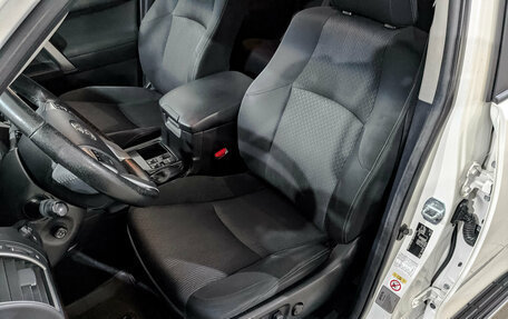 Toyota Land Cruiser Prado 150 рестайлинг 2, 2014 год, 4 090 000 рублей, 20 фотография