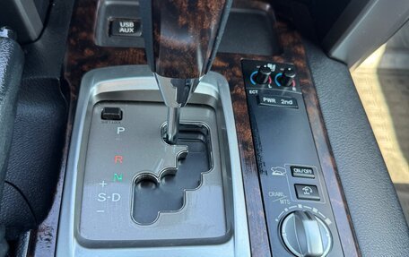 Toyota Land Cruiser 200, 2013 год, 3 700 000 рублей, 17 фотография
