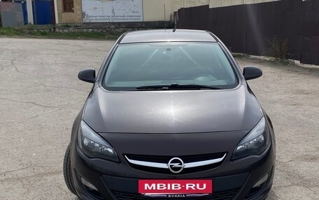 Opel Astra J, 2014 год, 810 000 рублей, 3 фотография