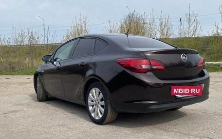Opel Astra J, 2014 год, 810 000 рублей, 8 фотография