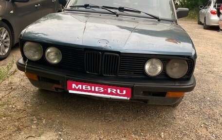 BMW 5 серия, 1982 год, 270 000 рублей, 15 фотография
