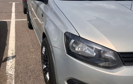 Volkswagen Polo VI (EU Market), 2014 год, 700 000 рублей, 2 фотография
