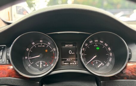 Skoda Superb III рестайлинг, 2012 год, 1 150 000 рублей, 9 фотография