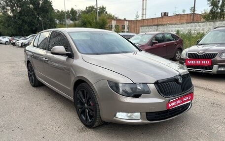 Skoda Superb III рестайлинг, 2012 год, 1 150 000 рублей, 3 фотография