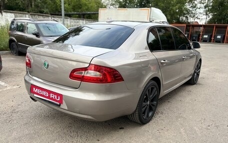 Skoda Superb III рестайлинг, 2012 год, 1 150 000 рублей, 5 фотография