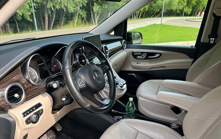 Mercedes-Benz V-Класс, 2016 год, 4 200 000 рублей, 6 фотография
