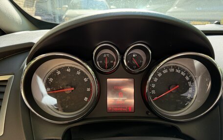 Opel Astra J, 2014 год, 850 000 рублей, 19 фотография