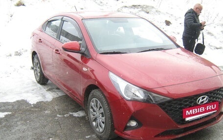 Hyundai Solaris II рестайлинг, 2021 год, 350 000 рублей, 2 фотография