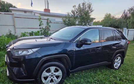 Toyota RAV4, 2019 год, 2 750 000 рублей, 1 фотография
