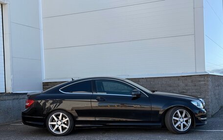 Mercedes-Benz C-Класс, 2011 год, 1 100 000 рублей, 5 фотография