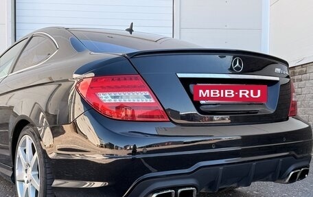 Mercedes-Benz C-Класс, 2011 год, 1 100 000 рублей, 13 фотография