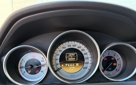 Mercedes-Benz C-Класс, 2011 год, 1 100 000 рублей, 19 фотография