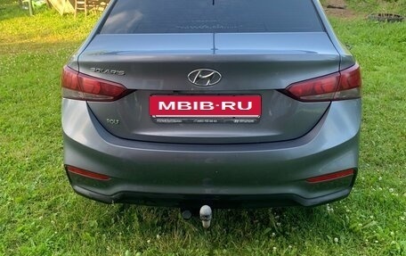 Hyundai Solaris II рестайлинг, 2018 год, 1 200 000 рублей, 3 фотография