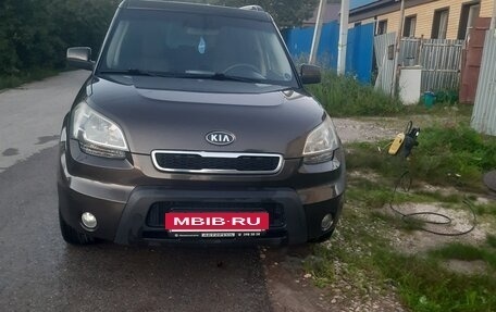 KIA Soul I рестайлинг, 2010 год, 700 000 рублей, 2 фотография