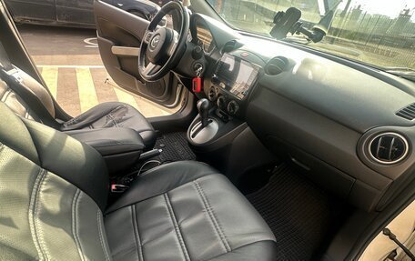 Mazda 2 III, 2011 год, 880 000 рублей, 25 фотография
