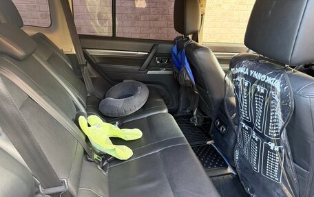 Mitsubishi Pajero IV, 2014 год, 2 550 000 рублей, 12 фотография