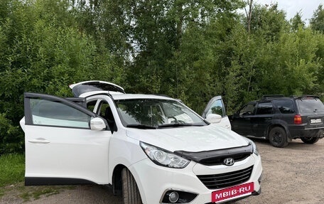 Hyundai ix35 I рестайлинг, 2012 год, 1 300 000 рублей, 10 фотография