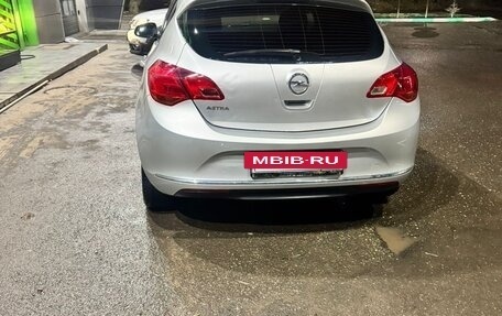 Opel Astra J, 2013 год, 630 000 рублей, 7 фотография