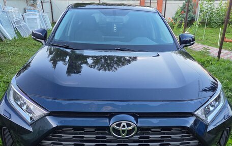 Toyota RAV4, 2019 год, 2 750 000 рублей, 2 фотография