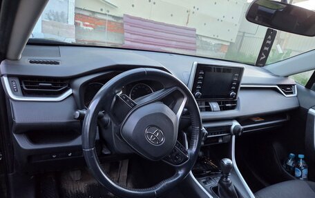 Toyota RAV4, 2019 год, 2 750 000 рублей, 7 фотография