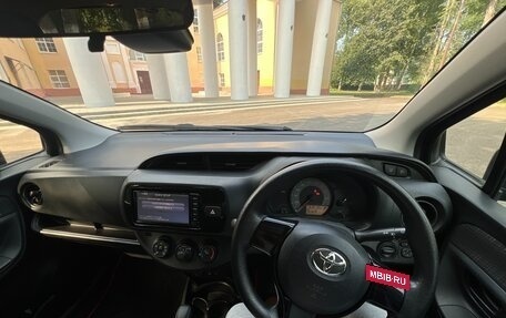 Toyota Vitz, 2018 год, 990 900 рублей, 2 фотография